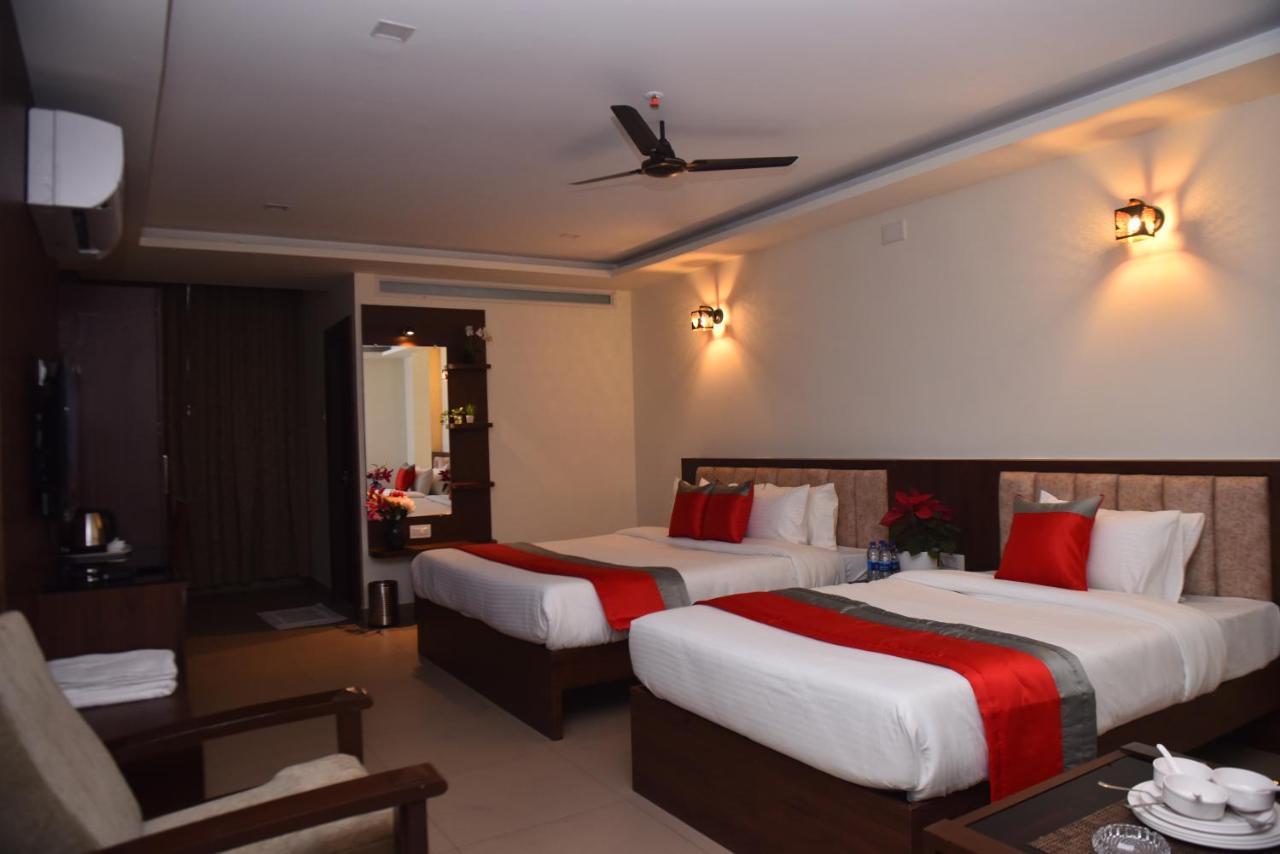 דירות M R Residency Dharwad. מראה חיצוני תמונה