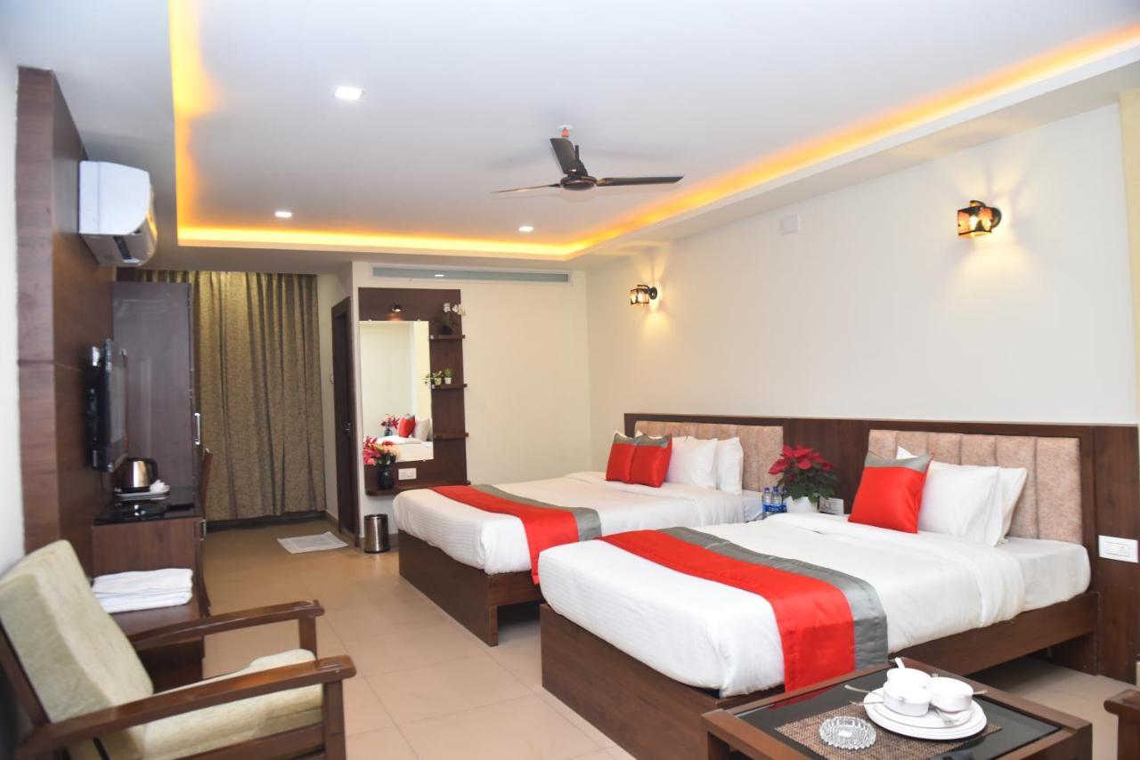 דירות M R Residency Dharwad. מראה חיצוני תמונה