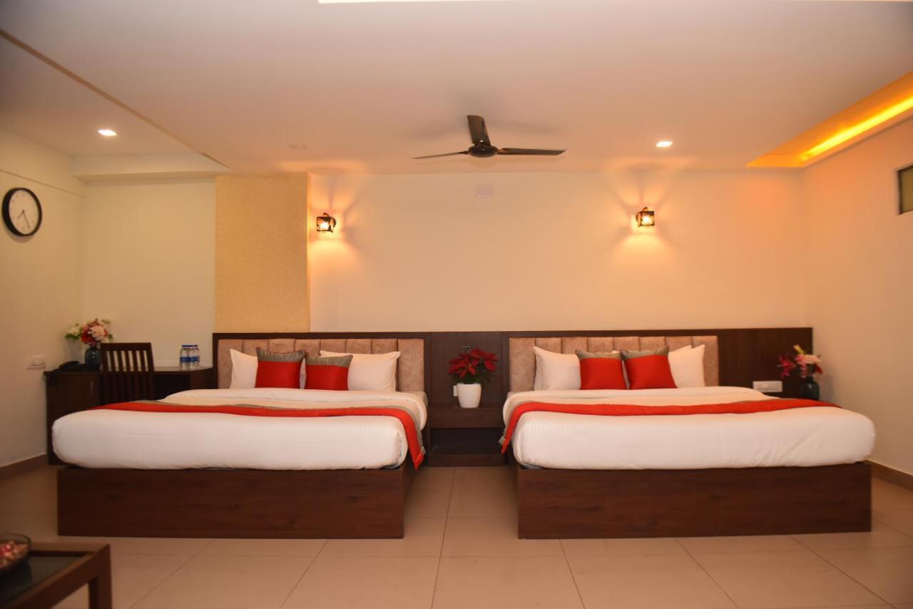 דירות M R Residency Dharwad. מראה חיצוני תמונה