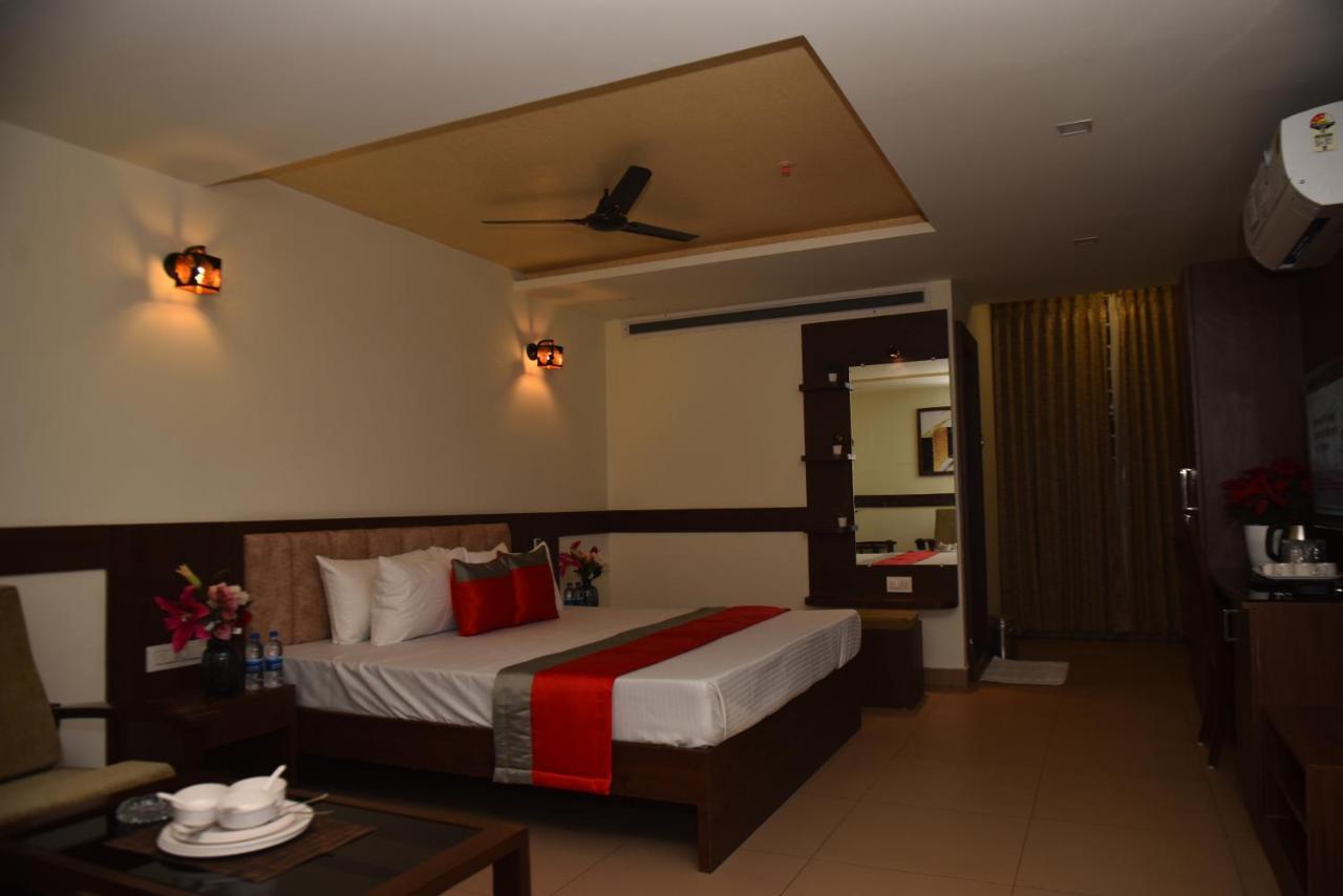 דירות M R Residency Dharwad. מראה חיצוני תמונה