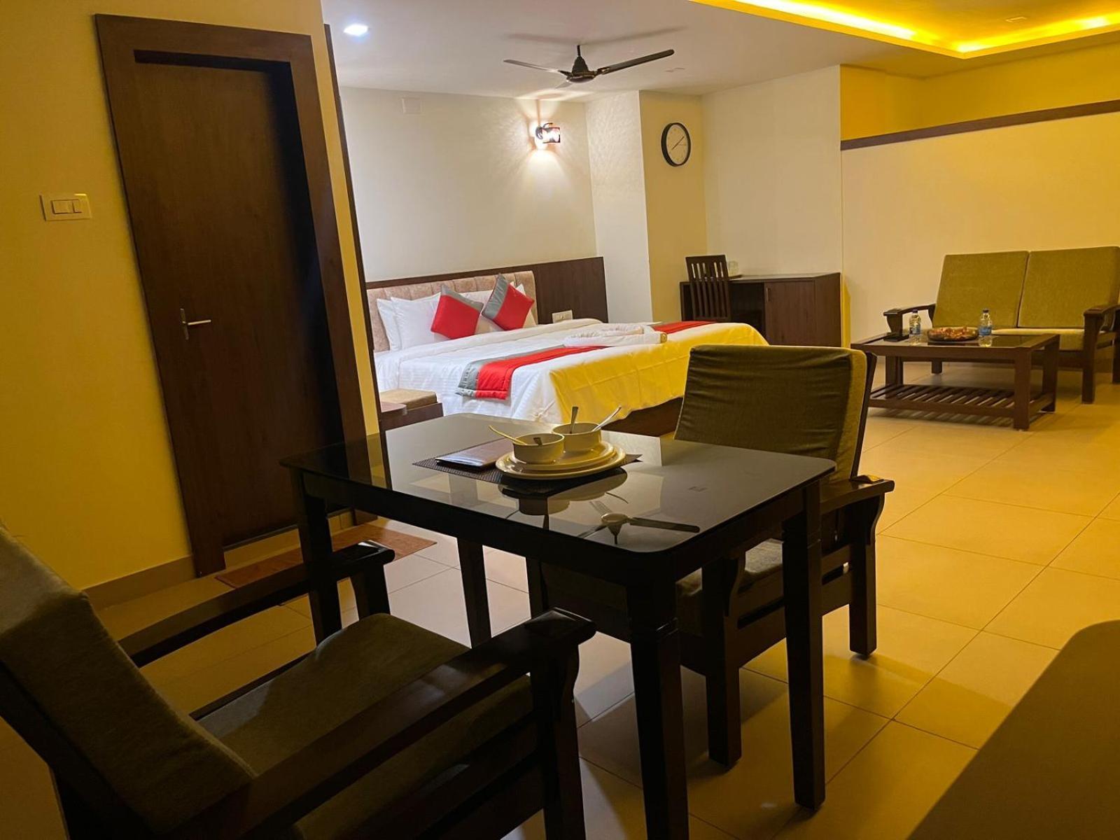 דירות M R Residency Dharwad. מראה חיצוני תמונה